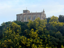 Vistas de la Iglesia de Santa Mara desde el ro Mio